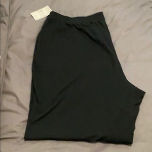 NWT women’s 1x pants